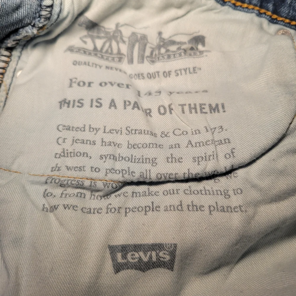 Levi's Mens 505‎ Blue Jeans Size 40X32 Classic Straight Leg Style